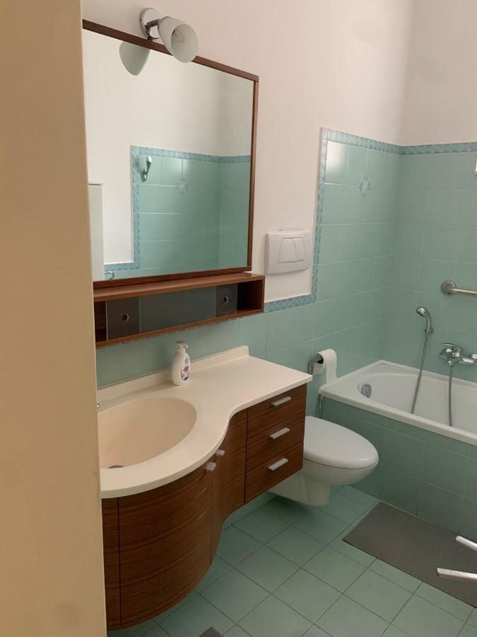 Bed and Breakfast La Grande Casa Di Puglia Джоя-дель-Колле Экстерьер фото